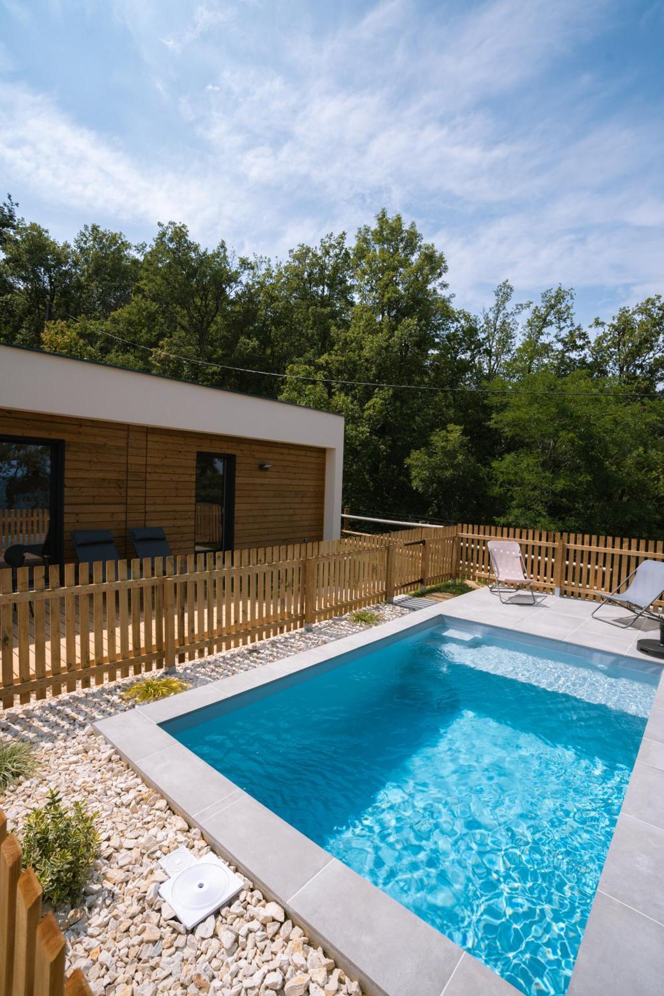 La Booa - Ecolodge En Ardeche - Piscine Privee - Ecolodgite Ozon  ภายนอก รูปภาพ